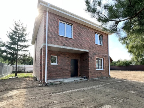 Капитальный дом 180 м2 с коммуникациями в окружении леса