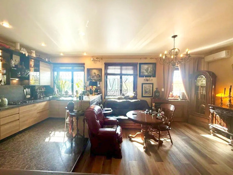 Продается прекрасный трехэтажный таунхаус в районе Внуково квартал 56А