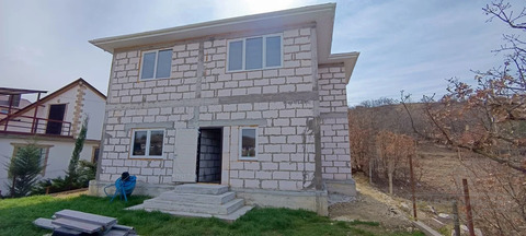 Продается новый двухэтажный дом в Севастополе