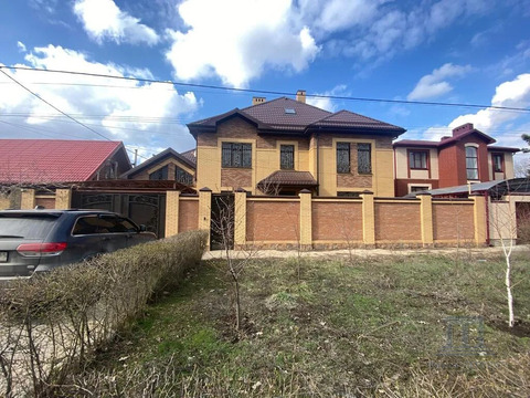 Продаю просторный дом в Ростове-на-Дону на ЖДР ул Курортная