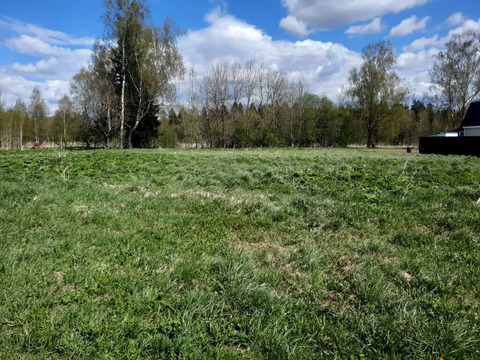 Срочно продается усасток земли в деревне Иваново, Рузский р.