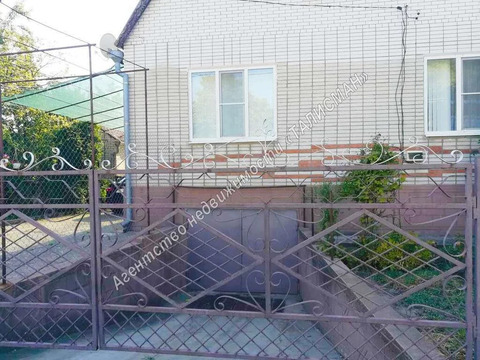 Продается кирпичный дом, в ближайшем пригороде Таганрога, с Дмитриа