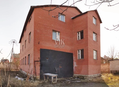 Продается двухэтажный (3 уровневый) кирпичный коттедж в дер Рычково