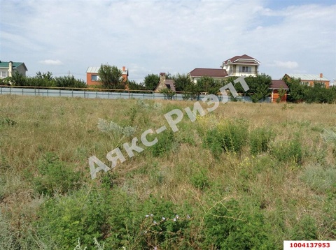 Участок в шаговой доступности от моря
