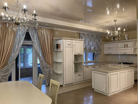 Продаю дом 300.0м Рабочая пл., Ростов-на-Дону