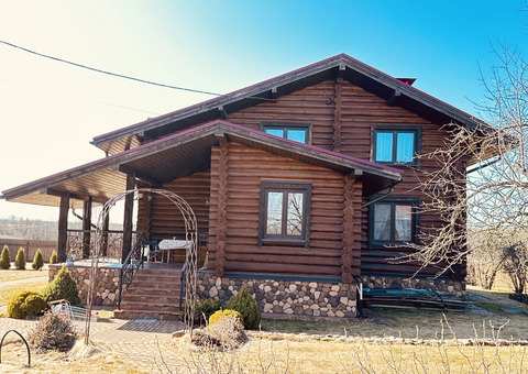 Коттедж 308 м на участке 12 сот.