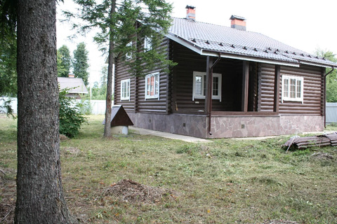 Загородный дом из бревна с мебелью, баня, Минское шоссе, охрана