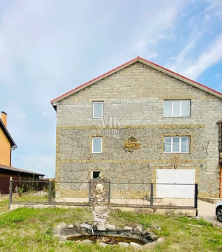 Трехэтажный коттедж в Центральном районе г Тулы