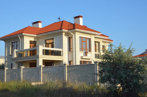 Новый дом у моря в лутшем коттеджном поселке в Севастополе