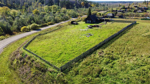 деревня Горшенина, Центральная 1