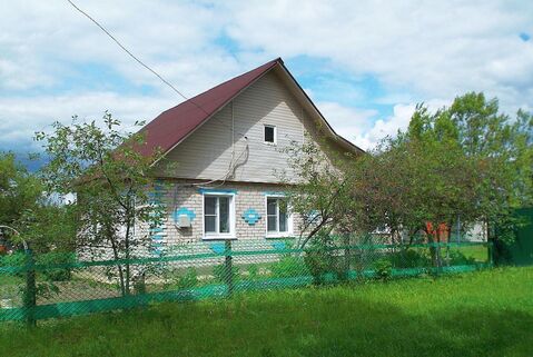Дом с газовым отоплением, баней и скважиной в пос. Петровский