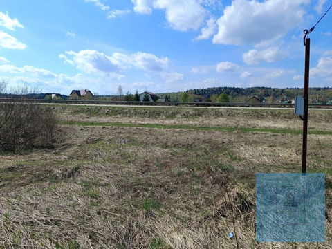 12 соток ЛПХ в д. Тараканово