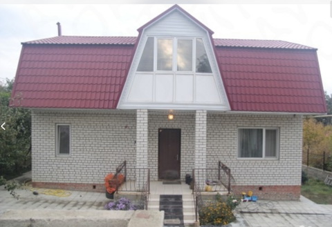 Продаётся двухэтажный кирпичный дом с видом на Волгу