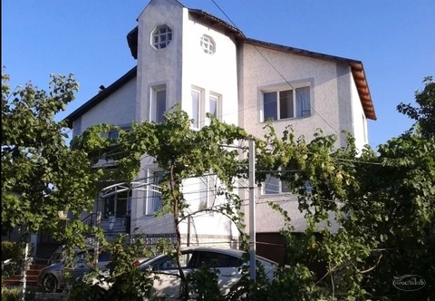 Дом 3-эт, 240 кв, ул Нестерова, (ном. объекта: 18049)