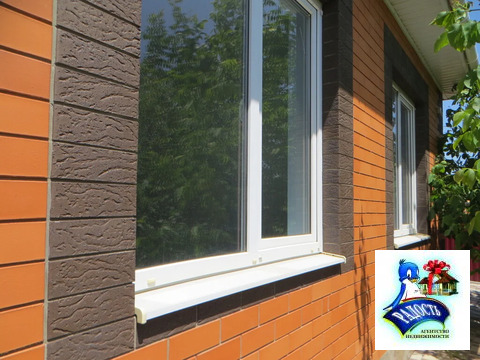 Продам новый, красивый таунхаус под чистовую отделку.