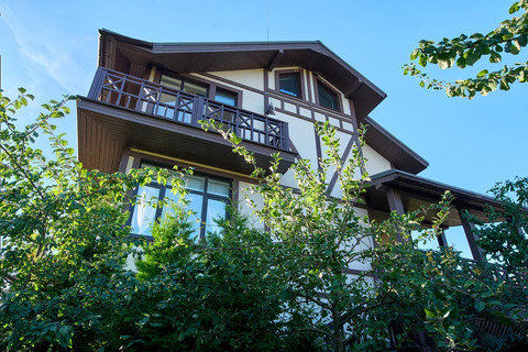 Отличный дом на берегу Финского залива.