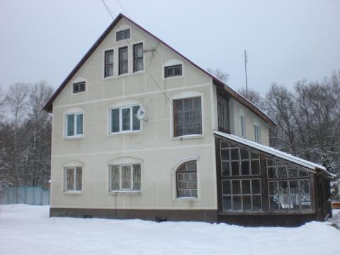 Продается дом 411 кв.м в деревне рядом с Малоярославцем.