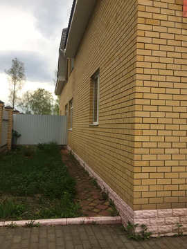 Сдается 2-х этажный кирпичный жилой дом в городе Струнино