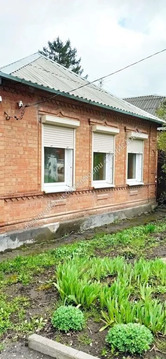 Продается дом 100 кв.м., в г. Таганроге, в районе Мед.училища