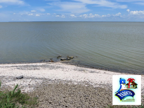 Продам отличный участок для строительства дома возле моря.