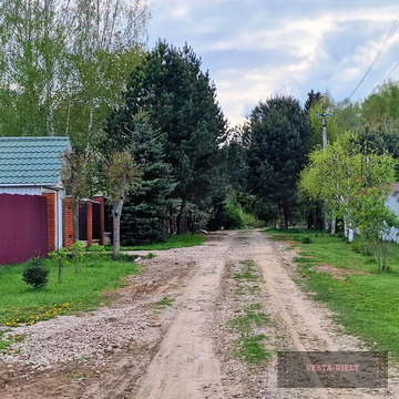 Участок с видом на храм