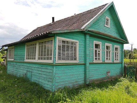 Жилой дом с баней в пгт Крестцы Новгородской области